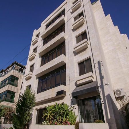 46 Serviced Apartments Амман Экстерьер фото